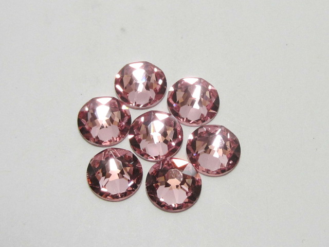 18 pcs. 30ss LIGHT ROSE (viva) FLATBACK PRECIOSA Rhinestones